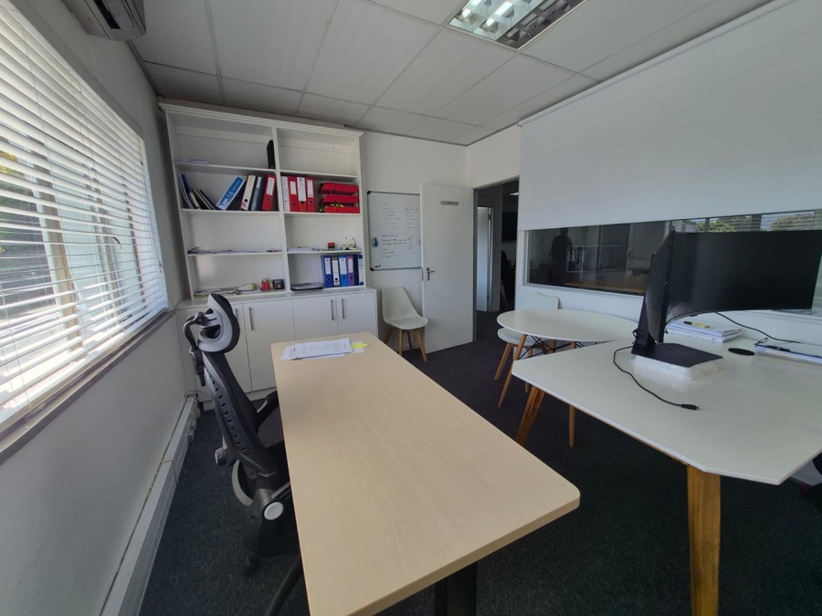 To Let Commercial Property for Rent in Bergvliet Western Cape
